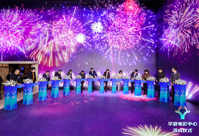 2025年或有三位数增量,LED电影屏产业再次加速